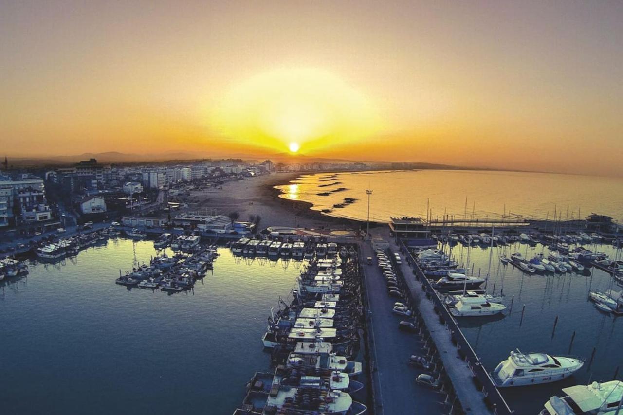 La Via Del Mare E Del Centro Cattolica